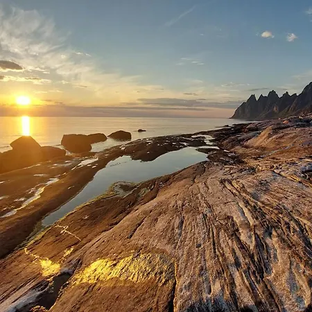 Holiday home On Senja Senjahopen